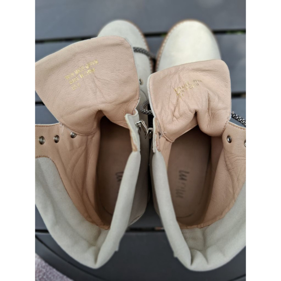 mi.im Beige Lace Up Boots with Black Laces US 9 MILITARY Winter Lug Heel EUC - Picture 8 of 11